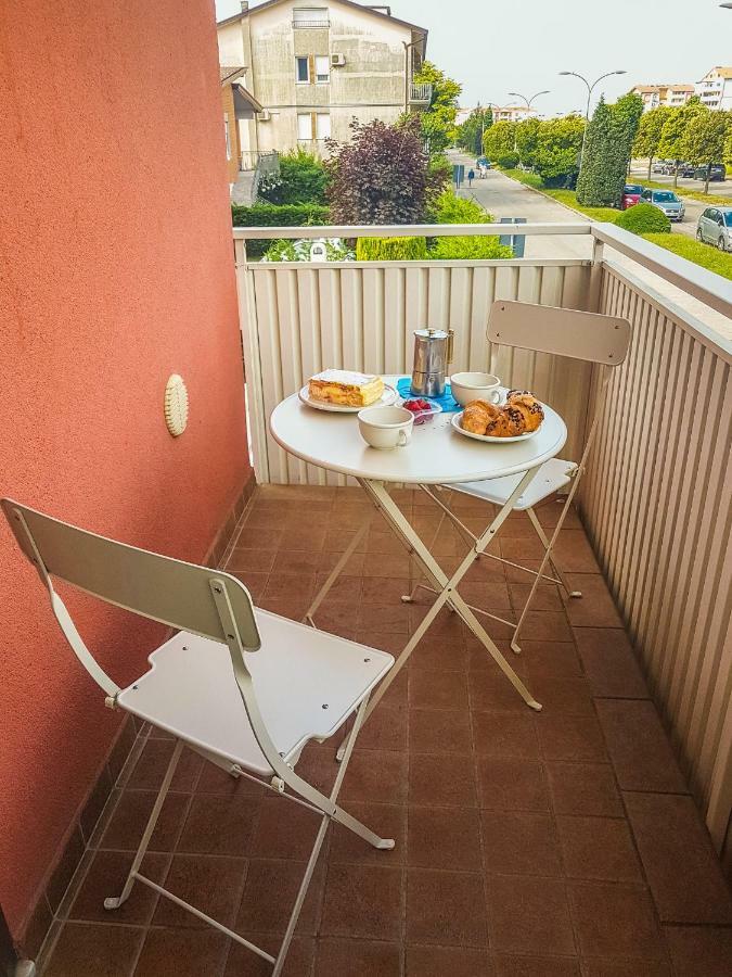 Appartamento A Pochi Passi Dal Mare Caorle Exteriör bild